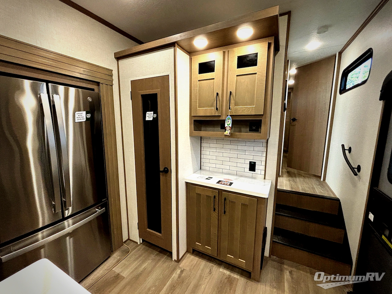 2025 KZ Durango D341RPT Photo 16