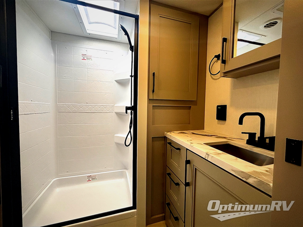 2026 KZ Durango Half-Ton 232MLD Photo 15
