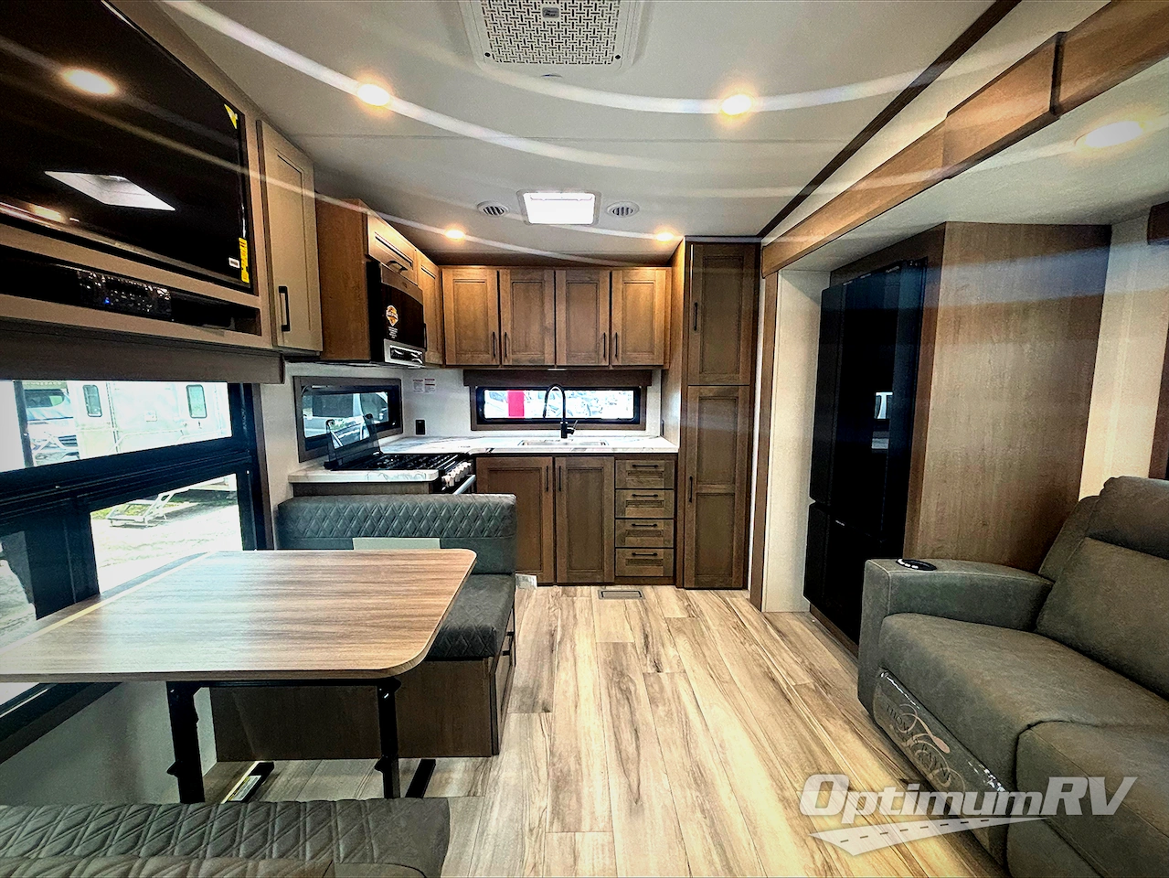 2026 KZ Durango Half-Ton 232MLD Photo 5