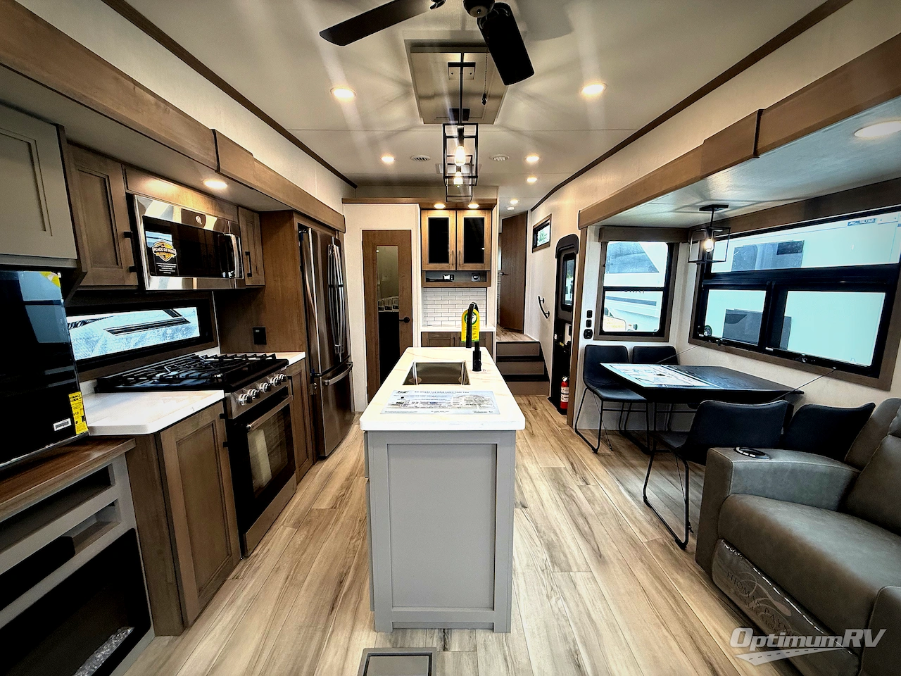 2026 KZ Durango 301RLT Photo 2