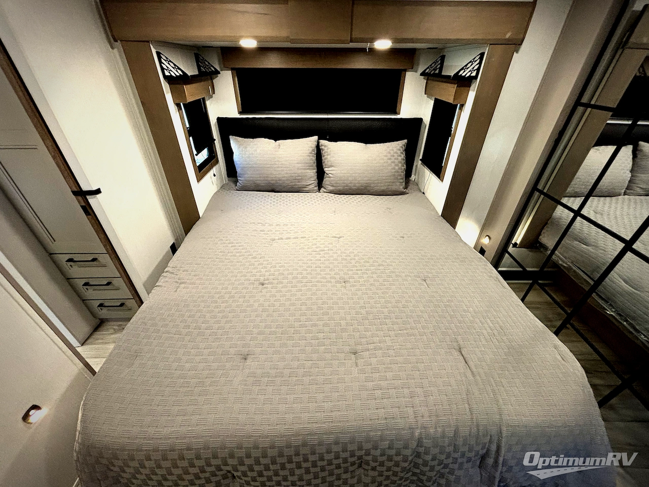 2026 KZ Durango D301RLT Photo 8