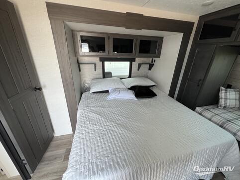 2025 Venture SportTrek Touring Edition 302VRB RV Photo 4