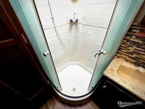 2016 Venture SportTrek 327VIK RV Photo 4