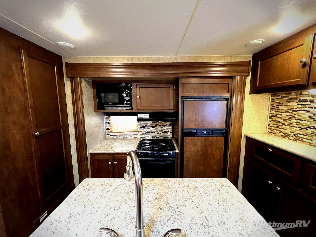 2016 Venture SportTrek 327VIK Photo 10