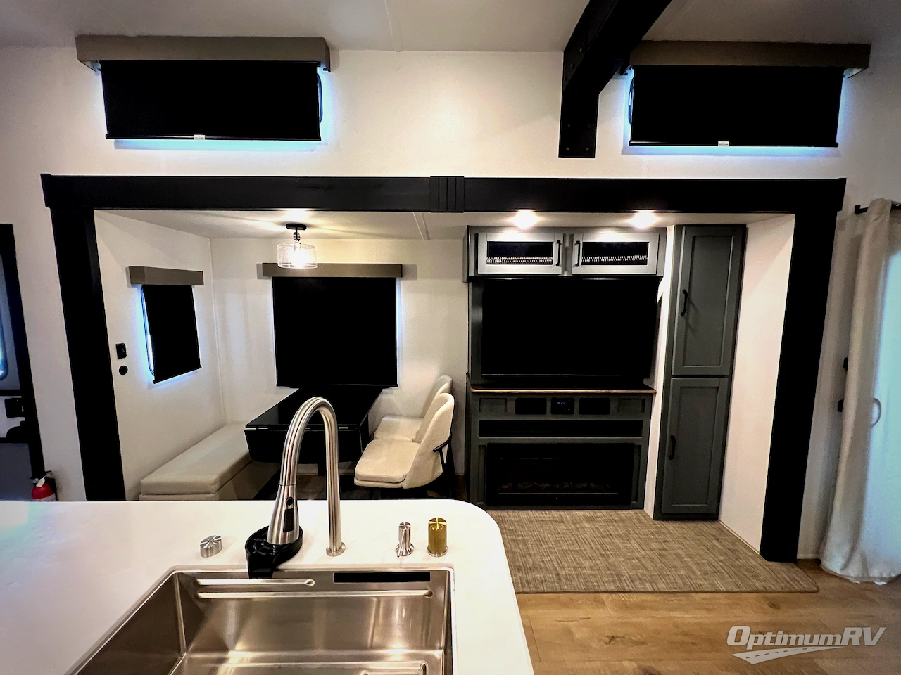 2026 Forest River Puma Vista 420LFT Photo 13