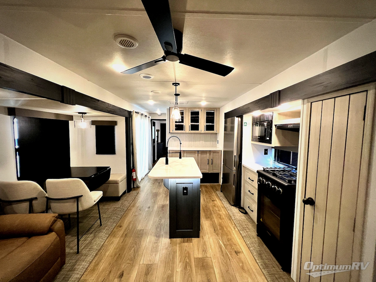 2026 Forest River Puma Vista 37PFL Photo 4