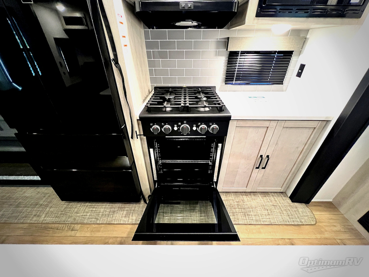 2026 Forest River Puma Vista 401RLFT Photo 8