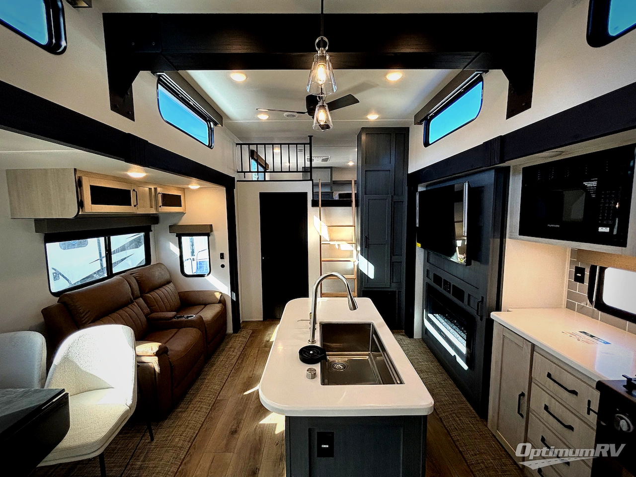 2026 Forest River Puma Vista 421LFT Photo 13