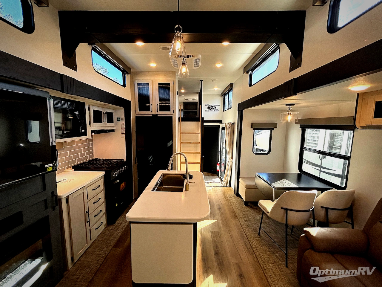 2026 Forest River Puma Vista 421LFT Photo 14