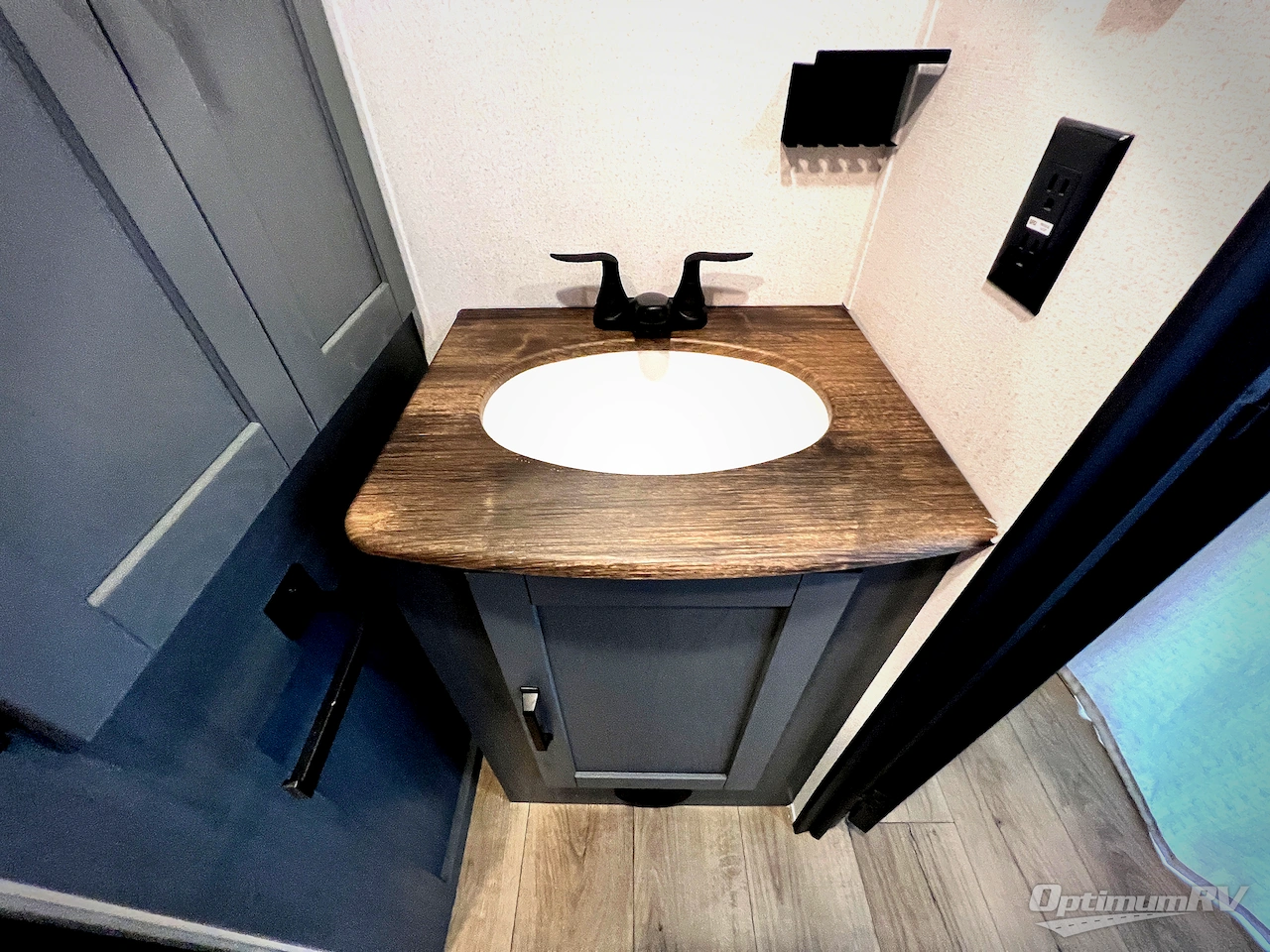 2026 Forest River Puma Vista 421LFT Photo 11