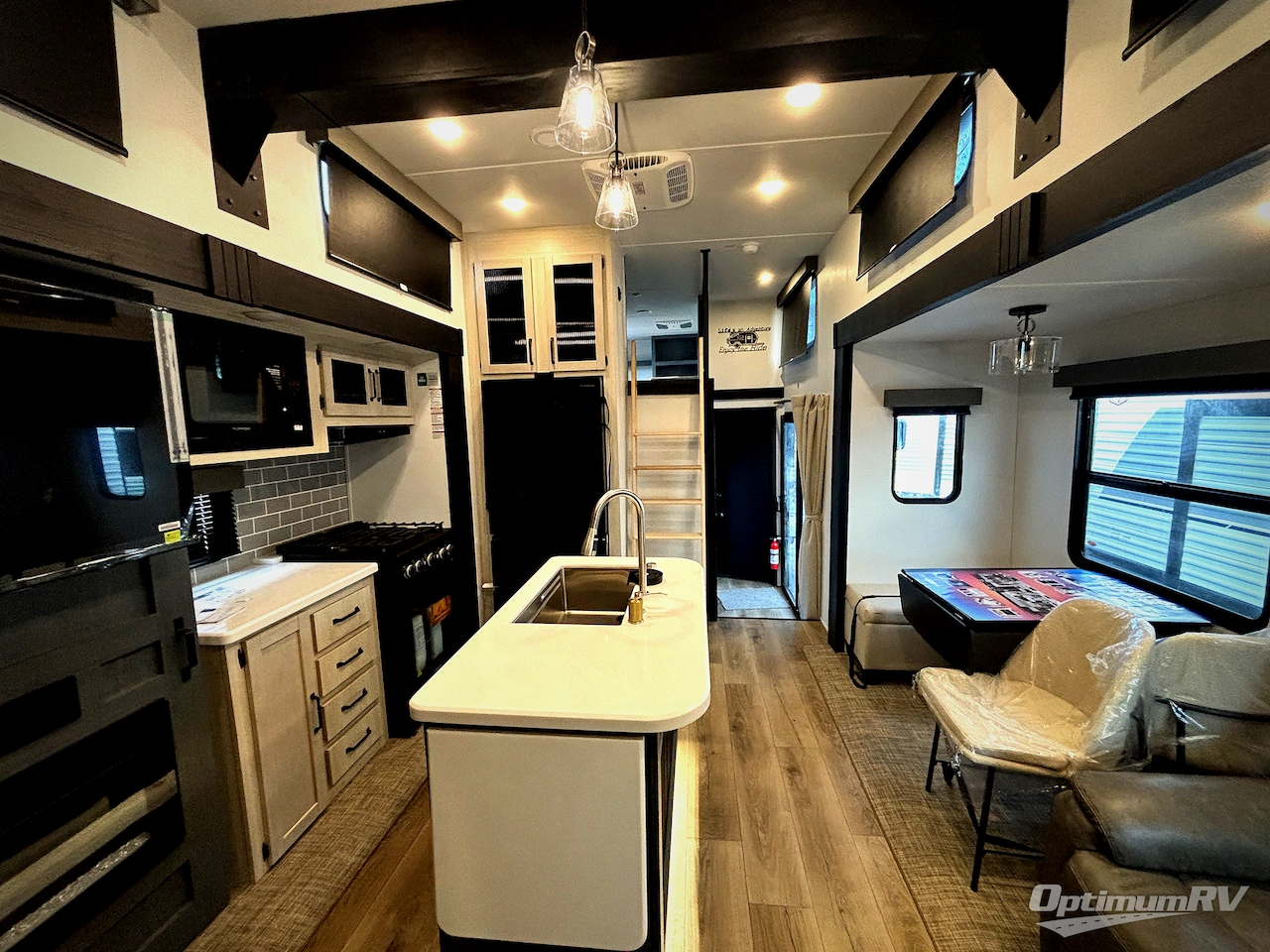 2026 Forest River Puma Vista 421LFT Photo 11