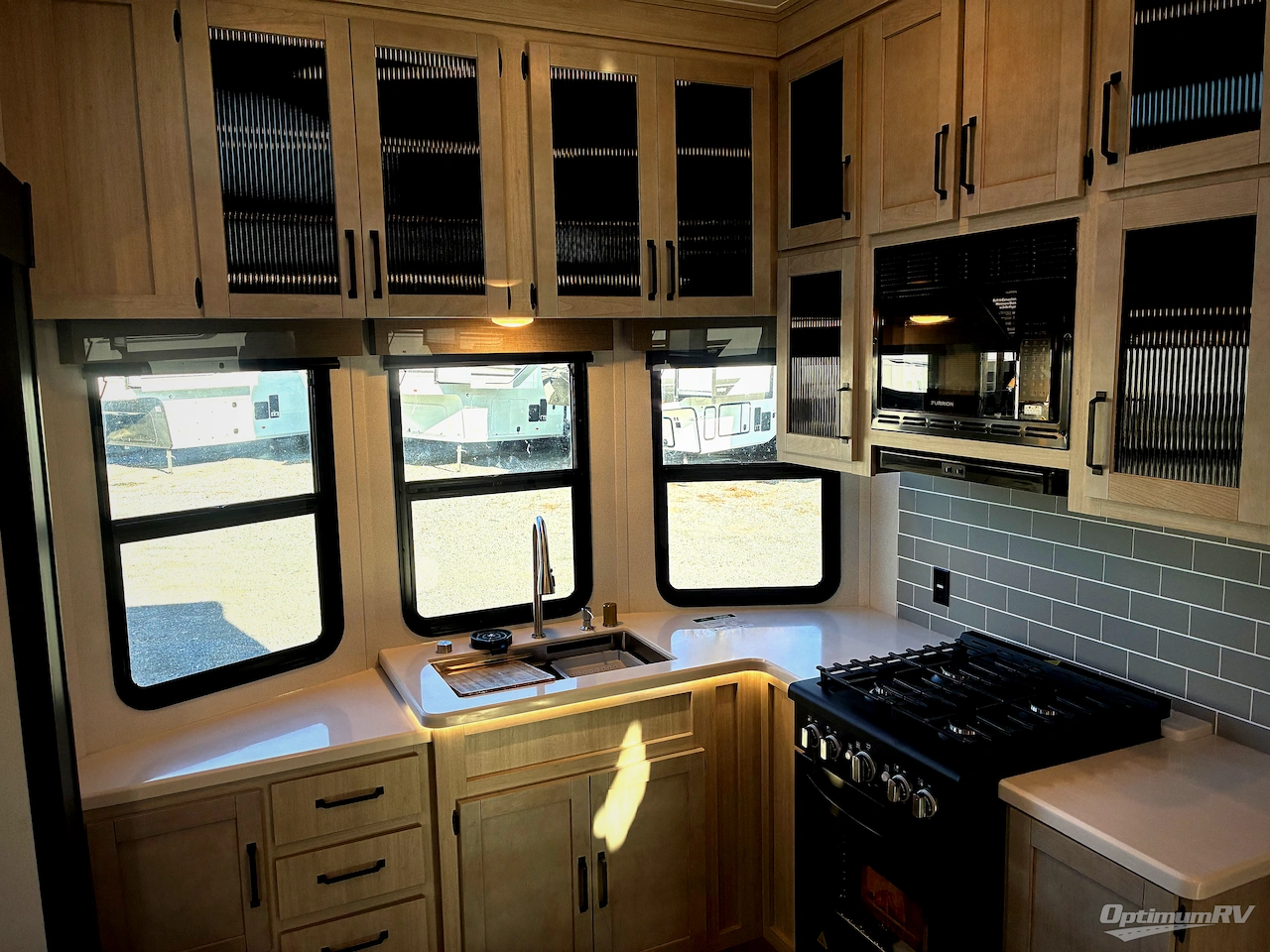 2026 Forest River Puma Vista 403LFT Photo 10