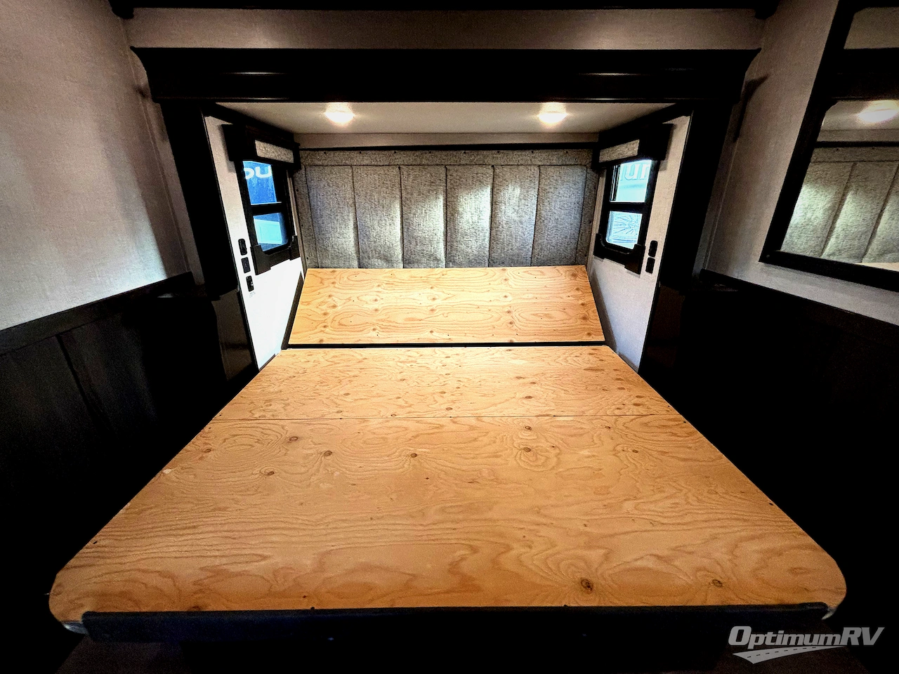 2021 Redwood Redwood 4001LK Photo 13