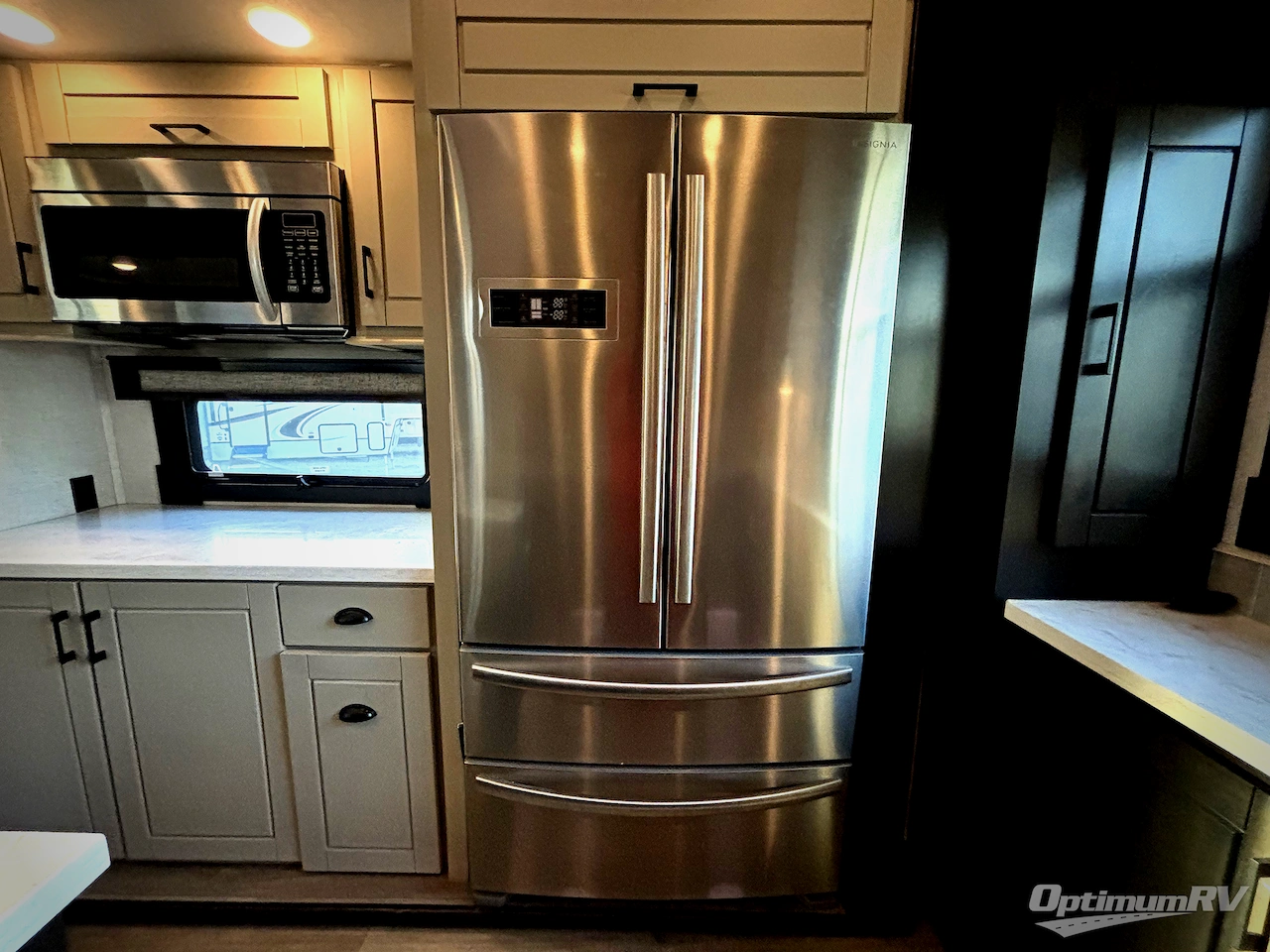 2021 Redwood Redwood 4001LK Photo 21