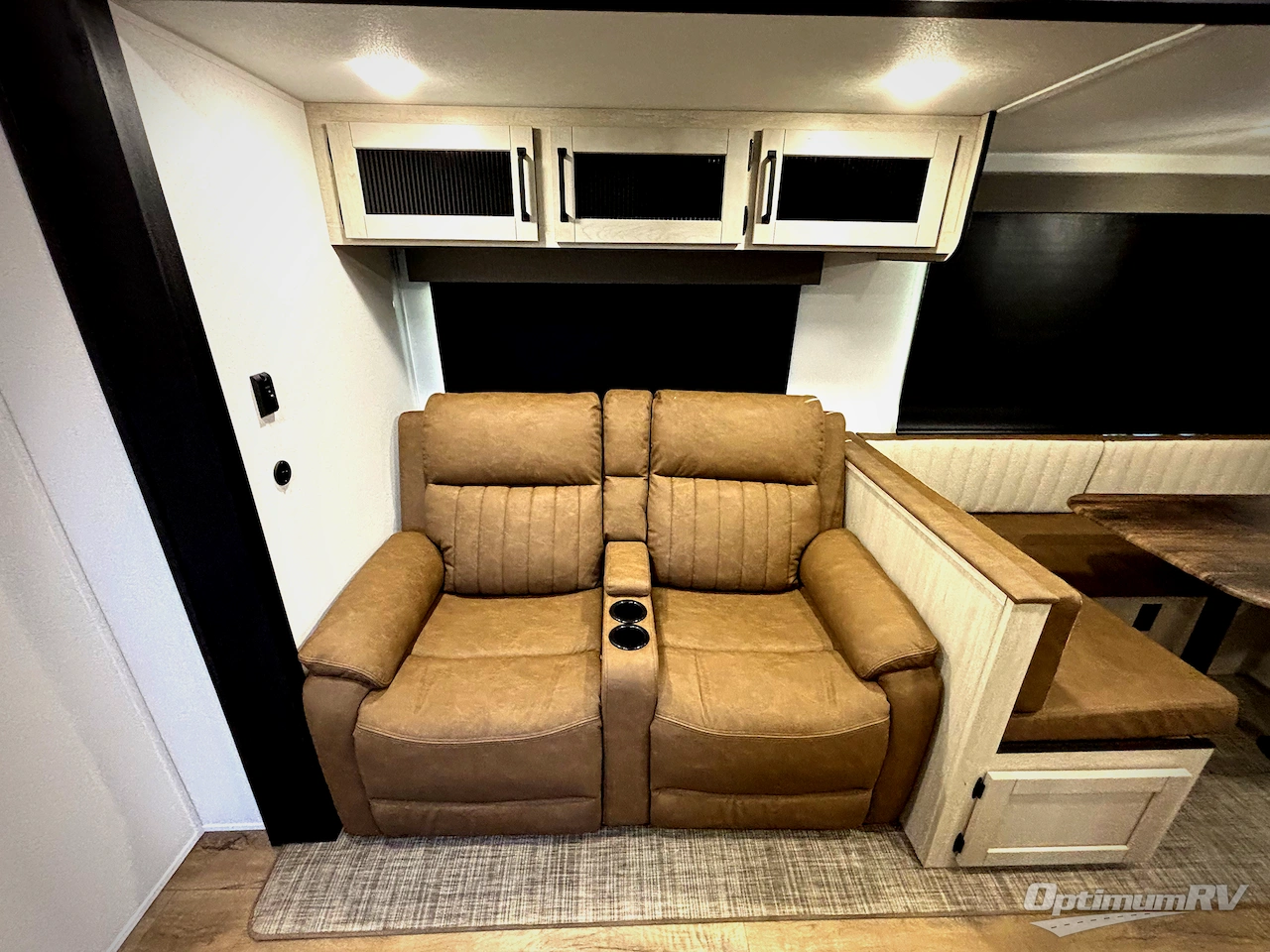 2026 Palomino Puma 31QBBH Photo 10