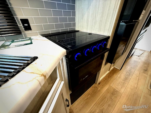 2026 Palomino Puma 31QBBH RV Photo 3