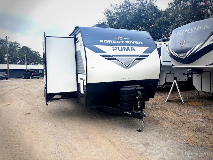 2026 Palomino Puma 32BHQS RV Photo 1