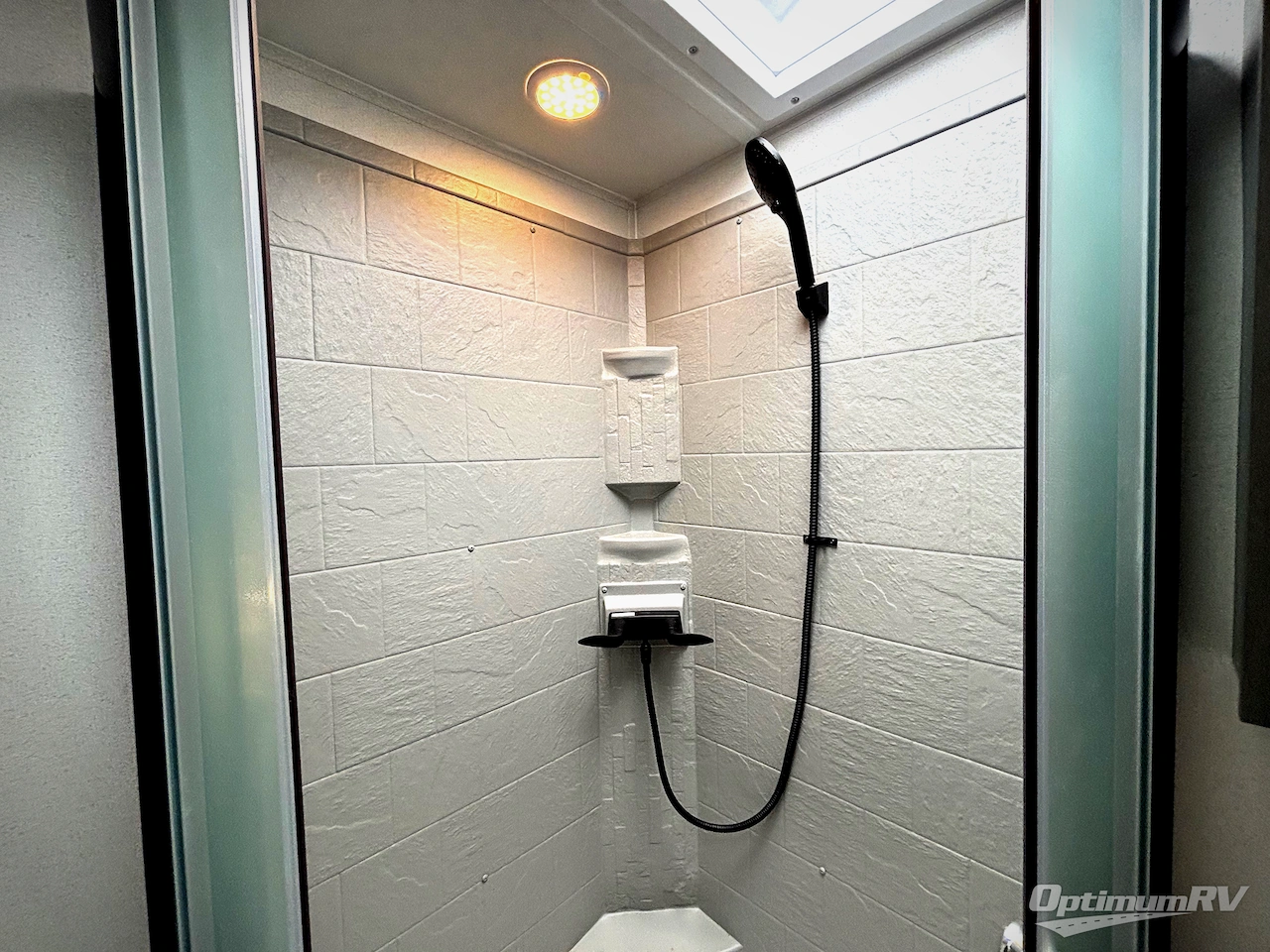 2026 Palomino Puma 32BHQS Photo 8