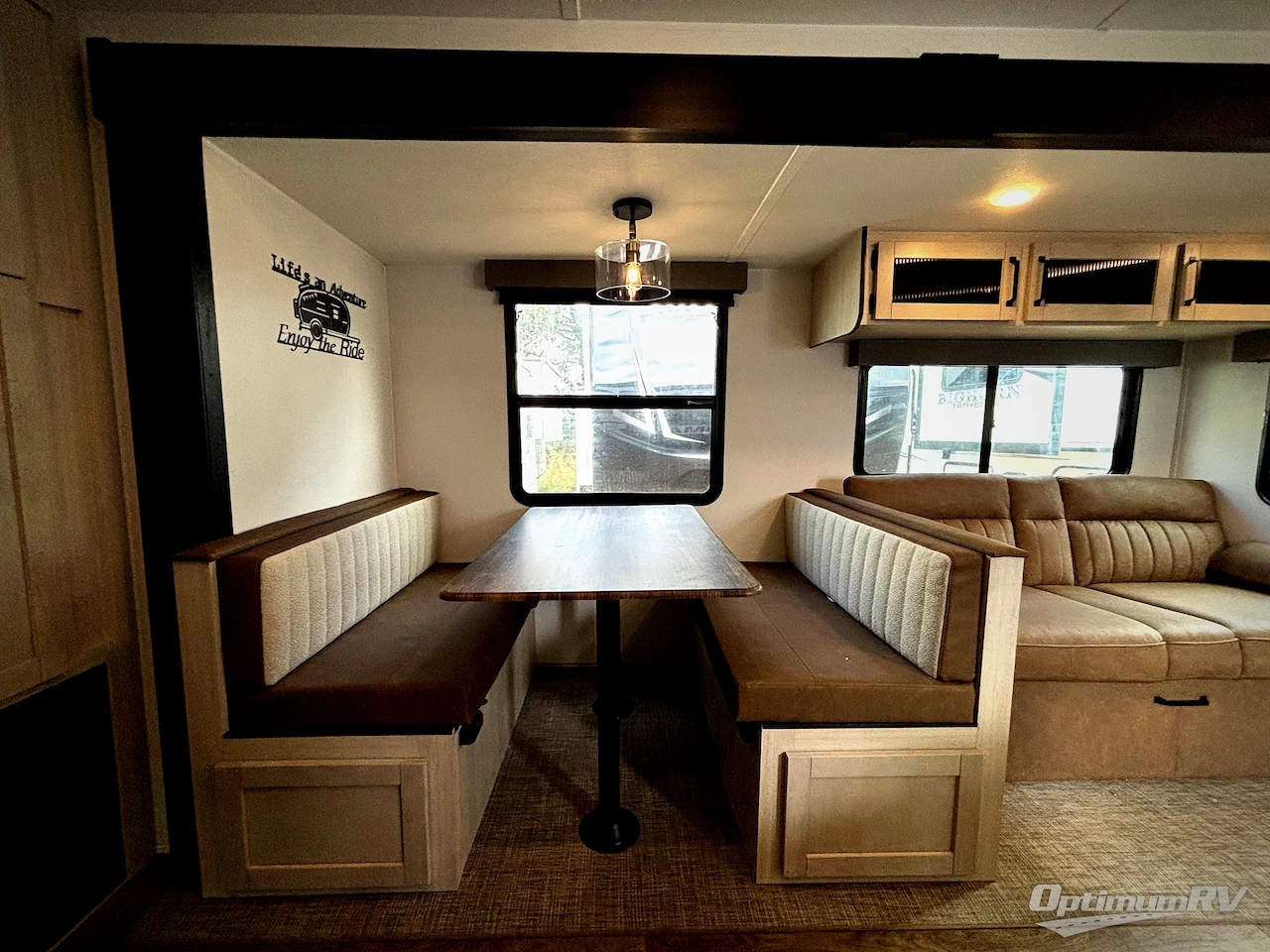 2026 Palomino Puma 32BHQS Photo 12