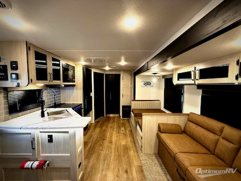 New 2026 Palomino Puma 32BHQS Featured Photo