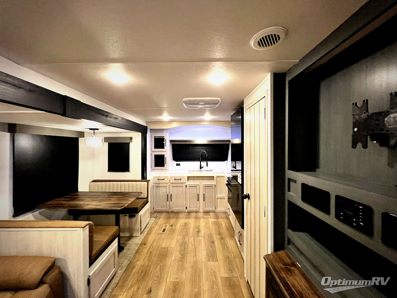 2026 Palomino Puma 31FKRK Photo 5