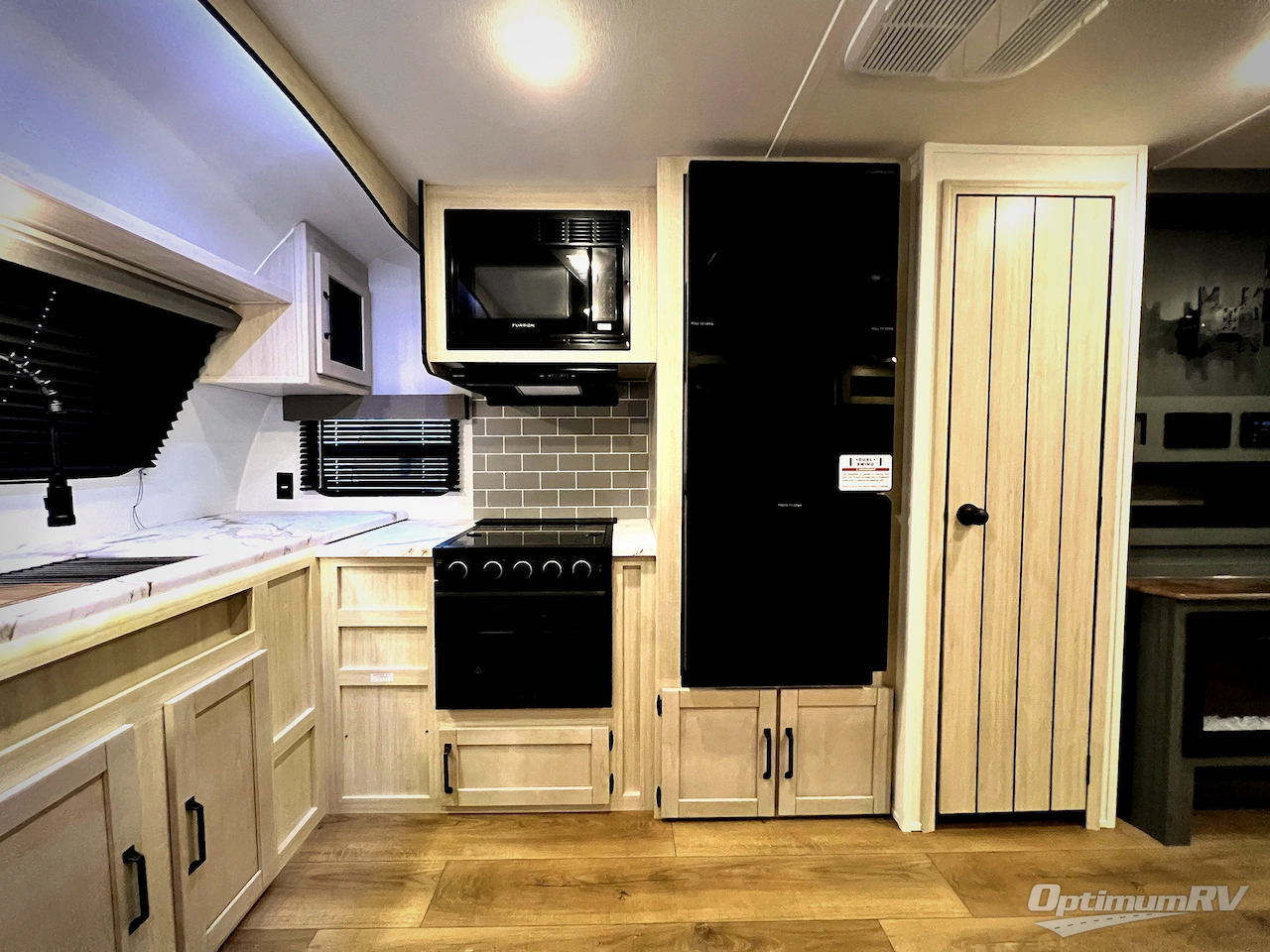 2026 Palomino Puma 31FKRK Photo 7