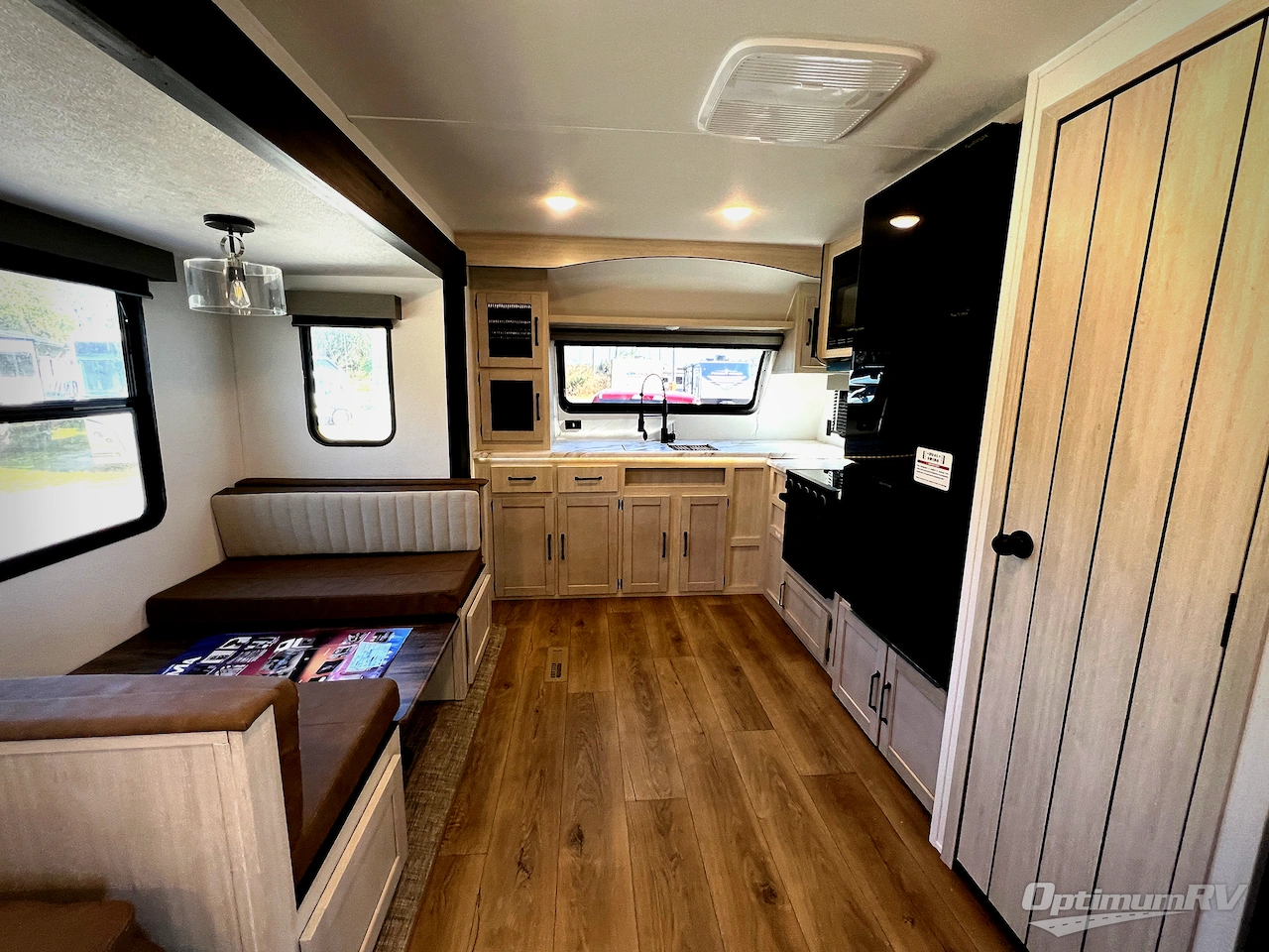 2026 Palomino Puma 31FKRK Photo 9