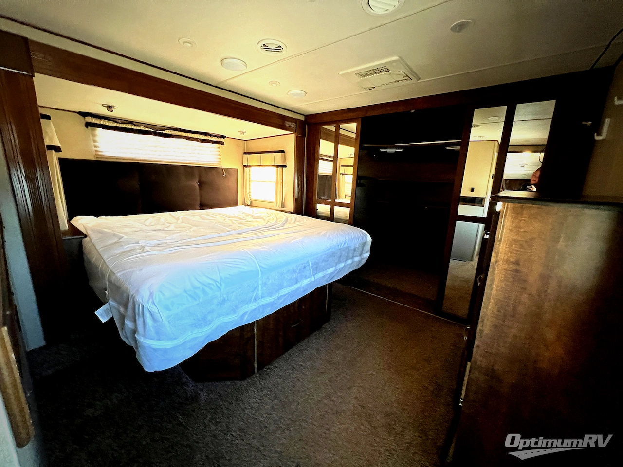 2014 Grand Design Solitude 369RL Photo 16