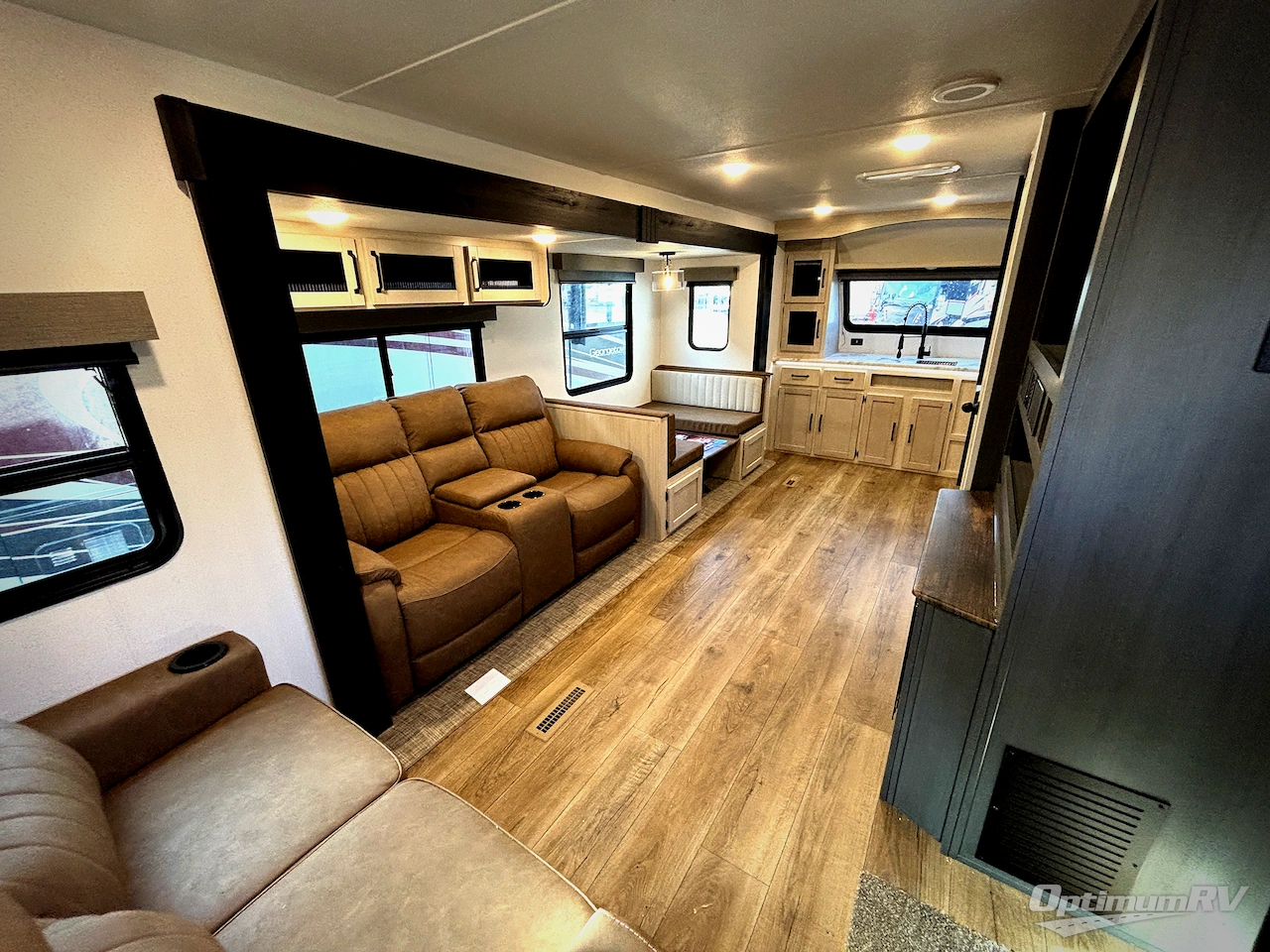 2026 Palomino Puma 31FKRK Photo 4