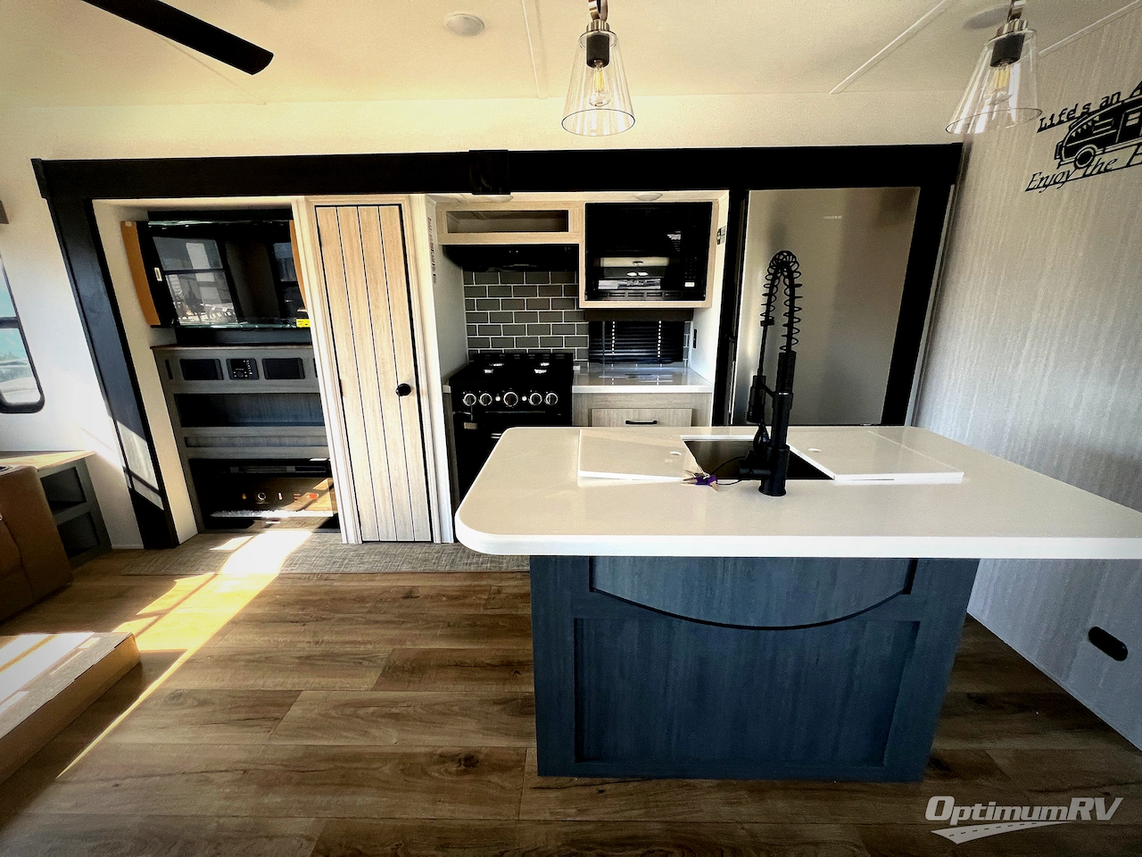 2026 Forest River Puma Vista 38RLB Photo 9