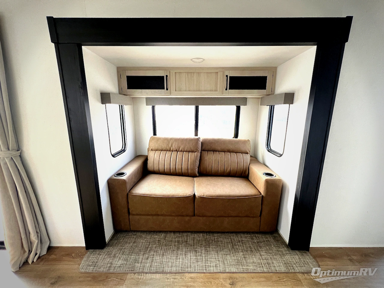 2026 Palomino Puma Destination 39FKL Photo 7