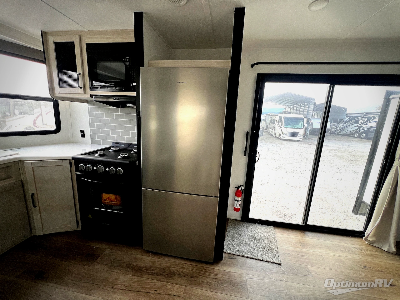 2026 Palomino Puma Destination 39FKL Photo 14