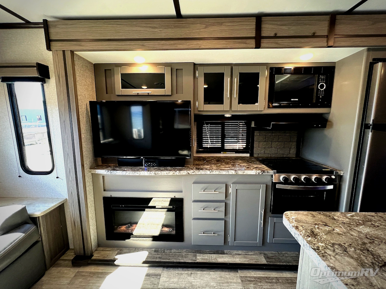 2021 CrossRoads Volante 34RE Photo 7