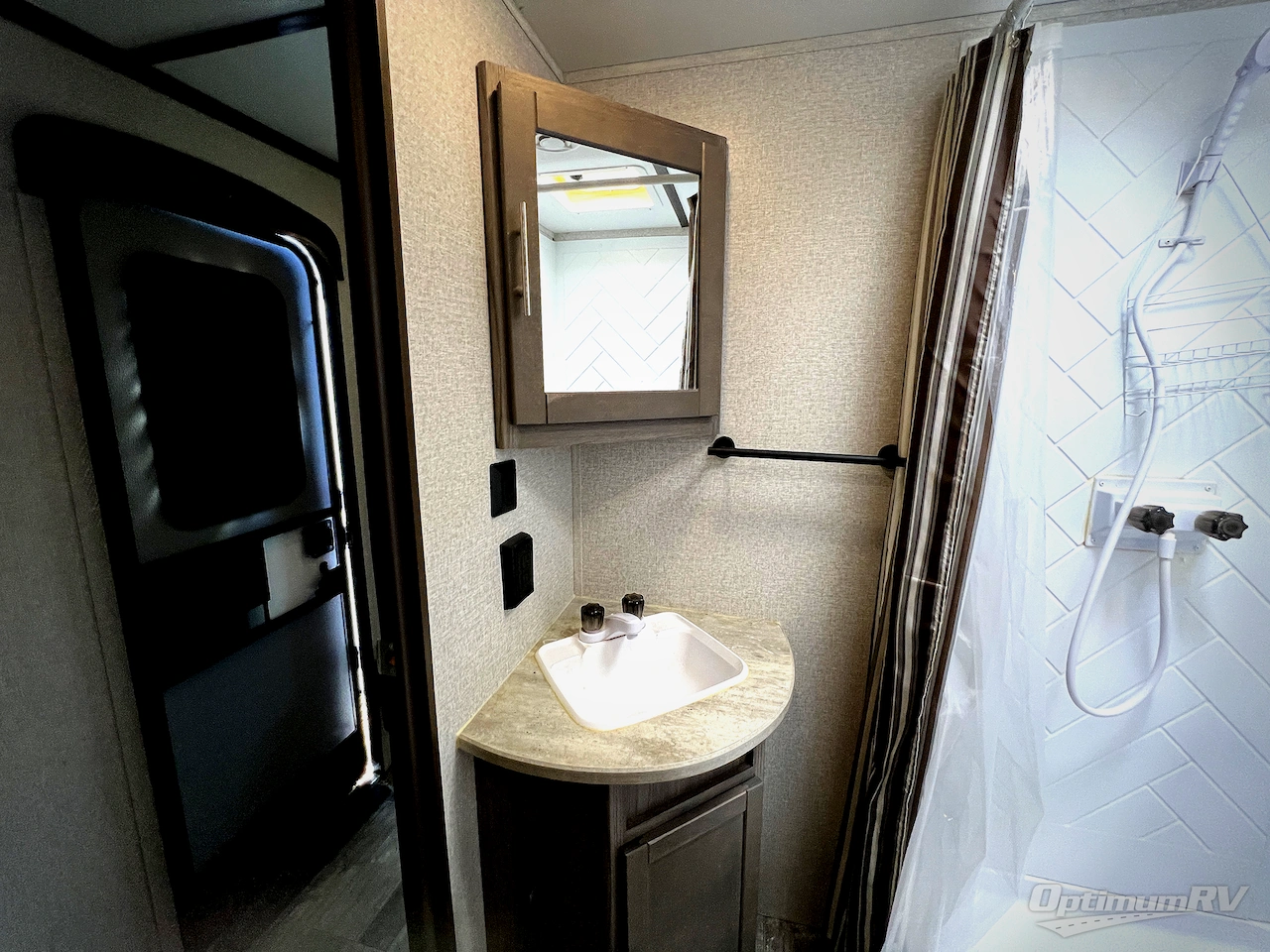 2021 CrossRoads Volante 34RE Photo 26