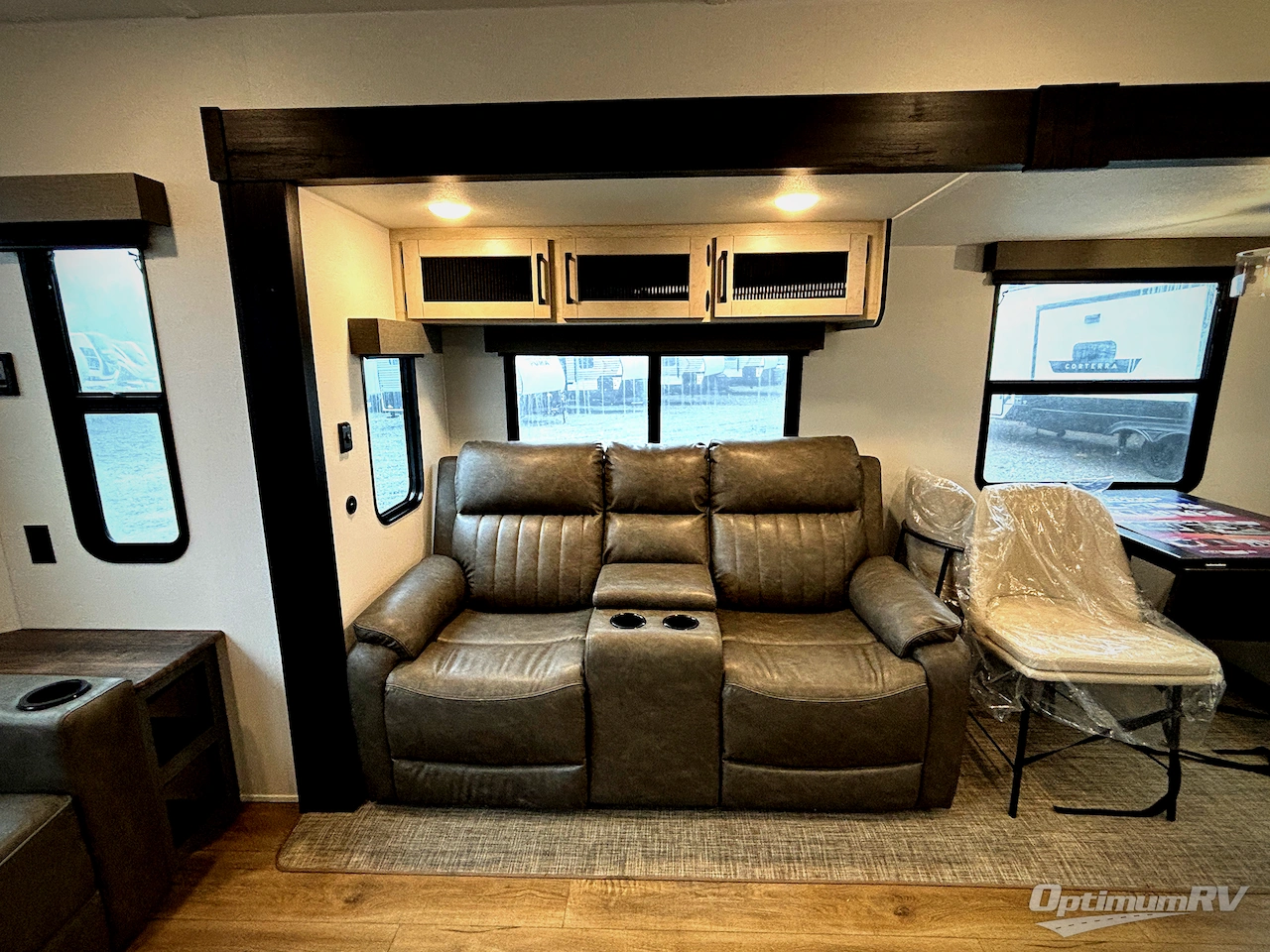 2026 Palomino Puma 37PFL Photo 6