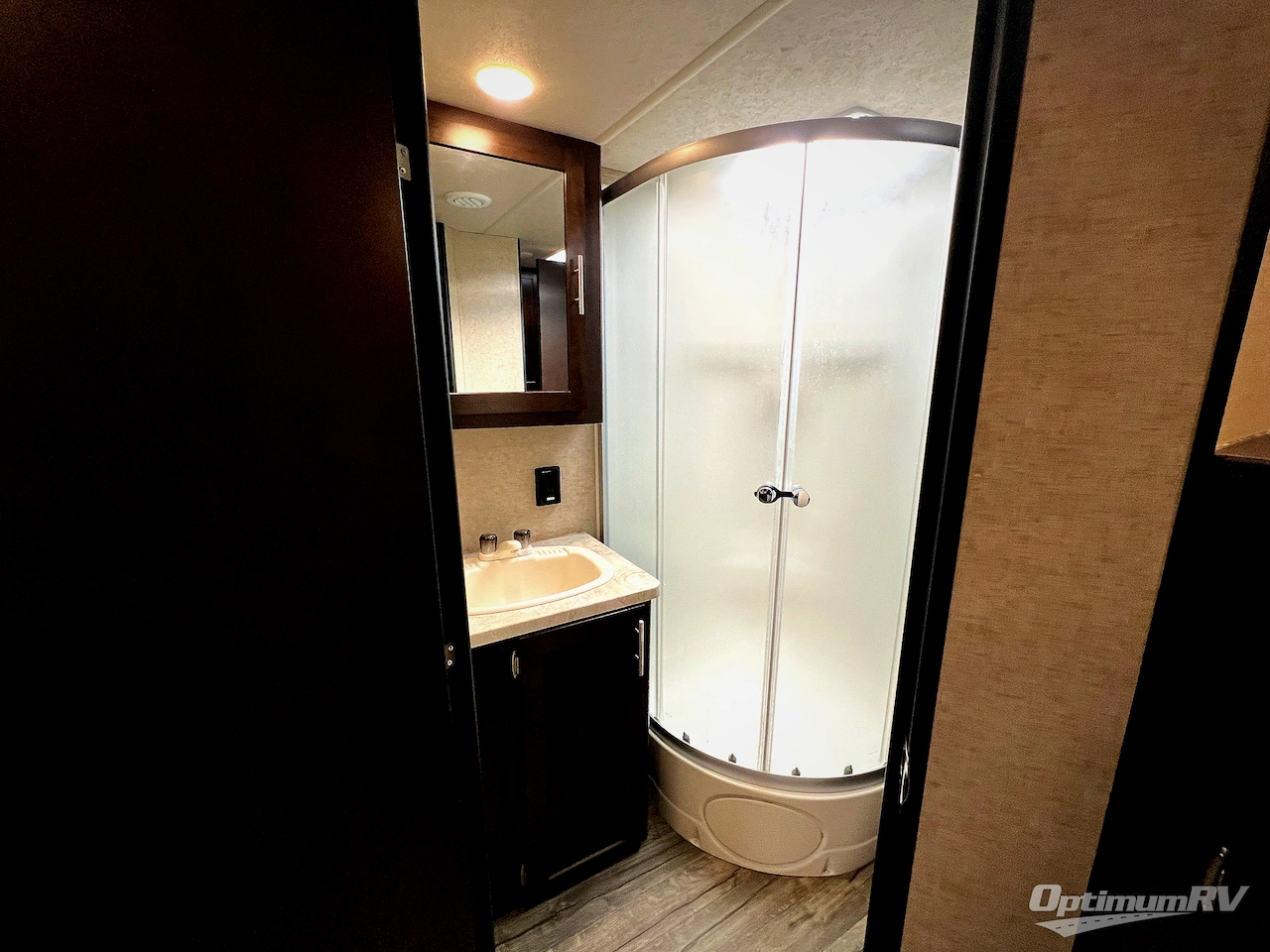 2017 Forest River Cherokee Grey Wolf 24RK Photo 16