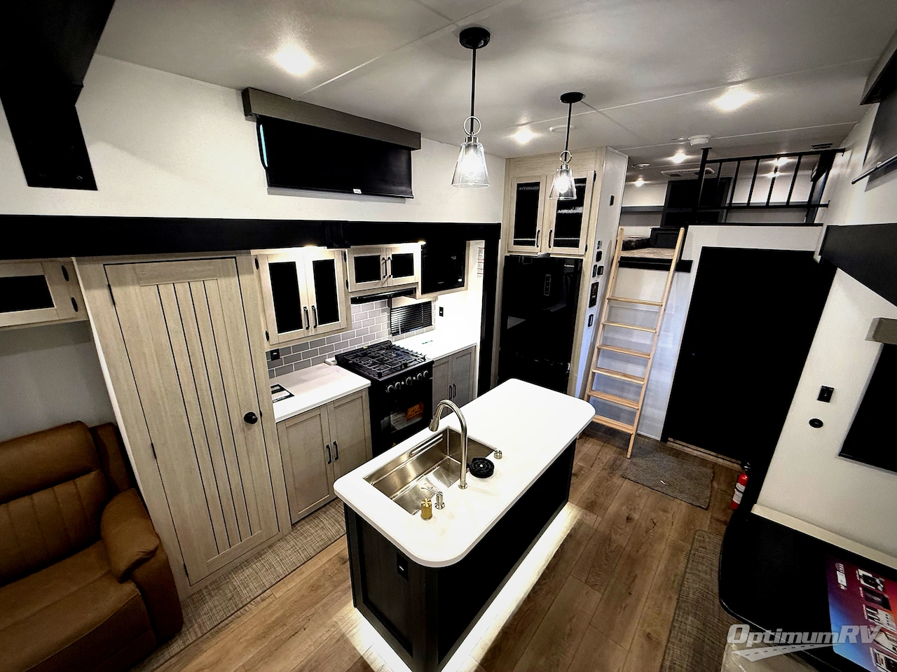 2026 Forest River Puma Vista 420LFT Photo 10