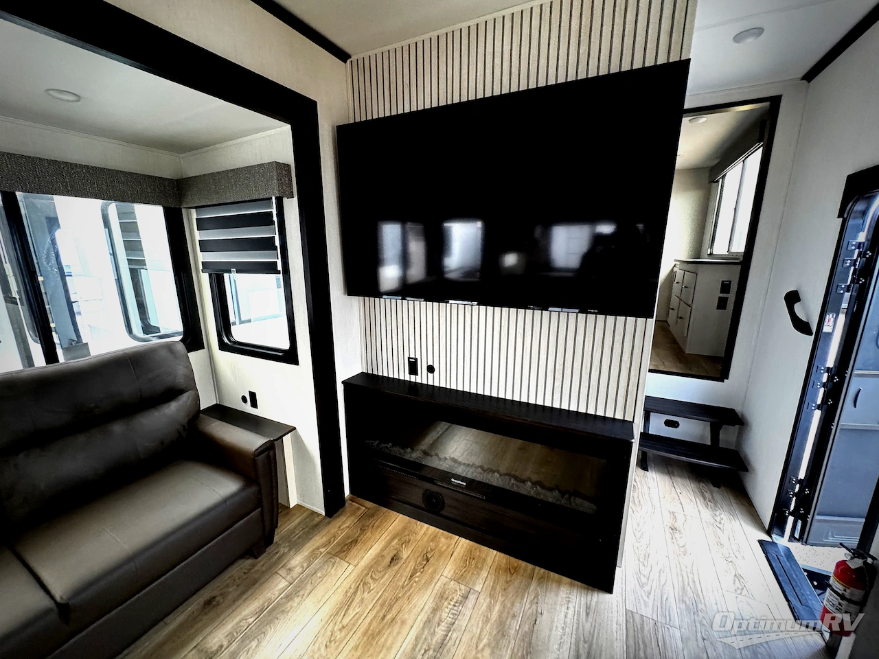 2026 Forest River Sabre 36EST Photo 6