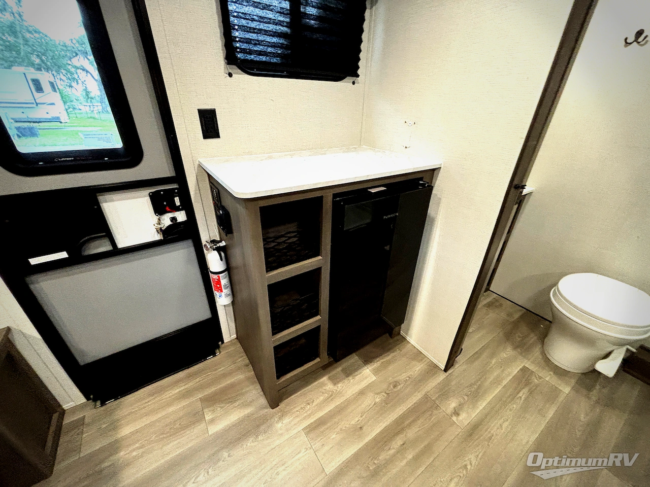 2026 Grand Design Transcend One 131DL Photo 9