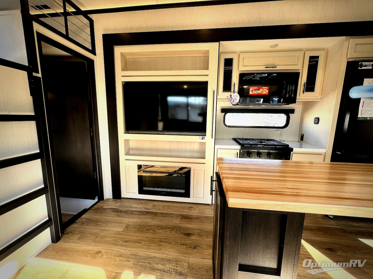 2026 Forest River Cherokee Sabre 36DBB Photo 7