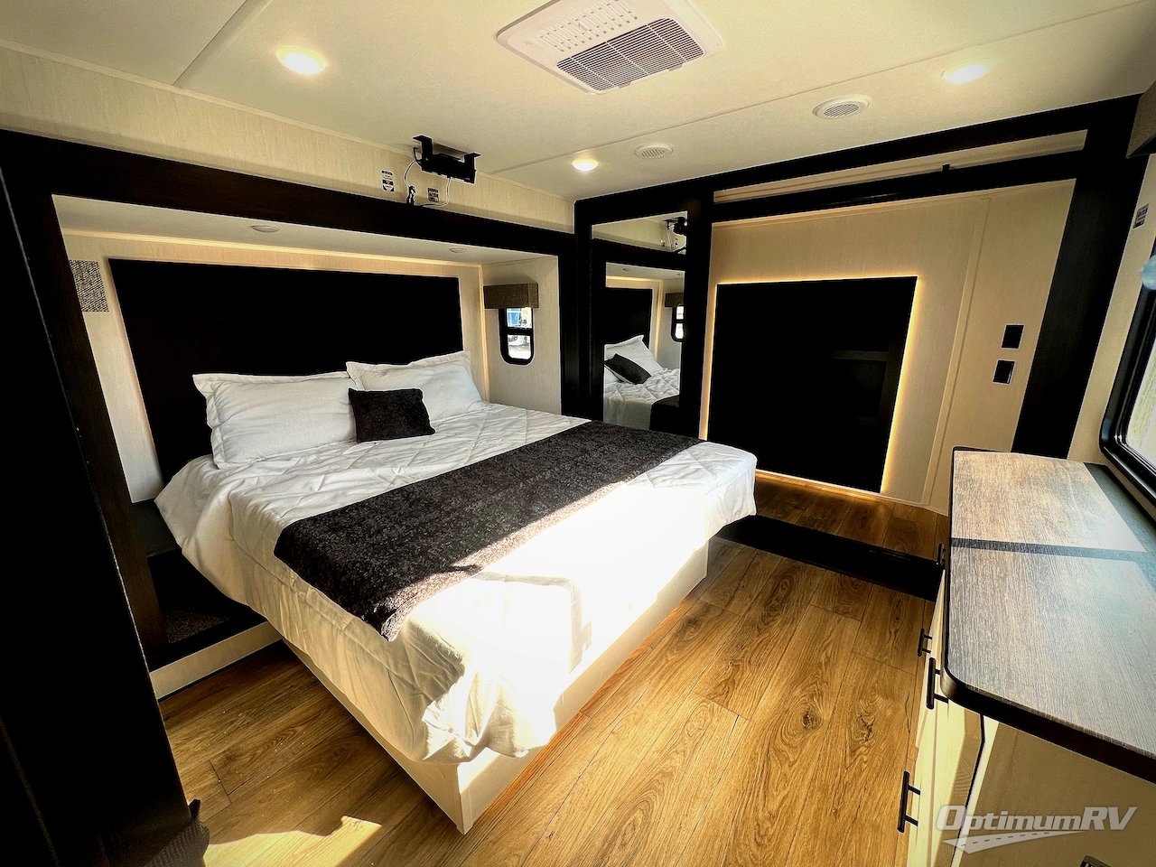 2026 Forest River Cherokee Sabre 36DBB Photo 21