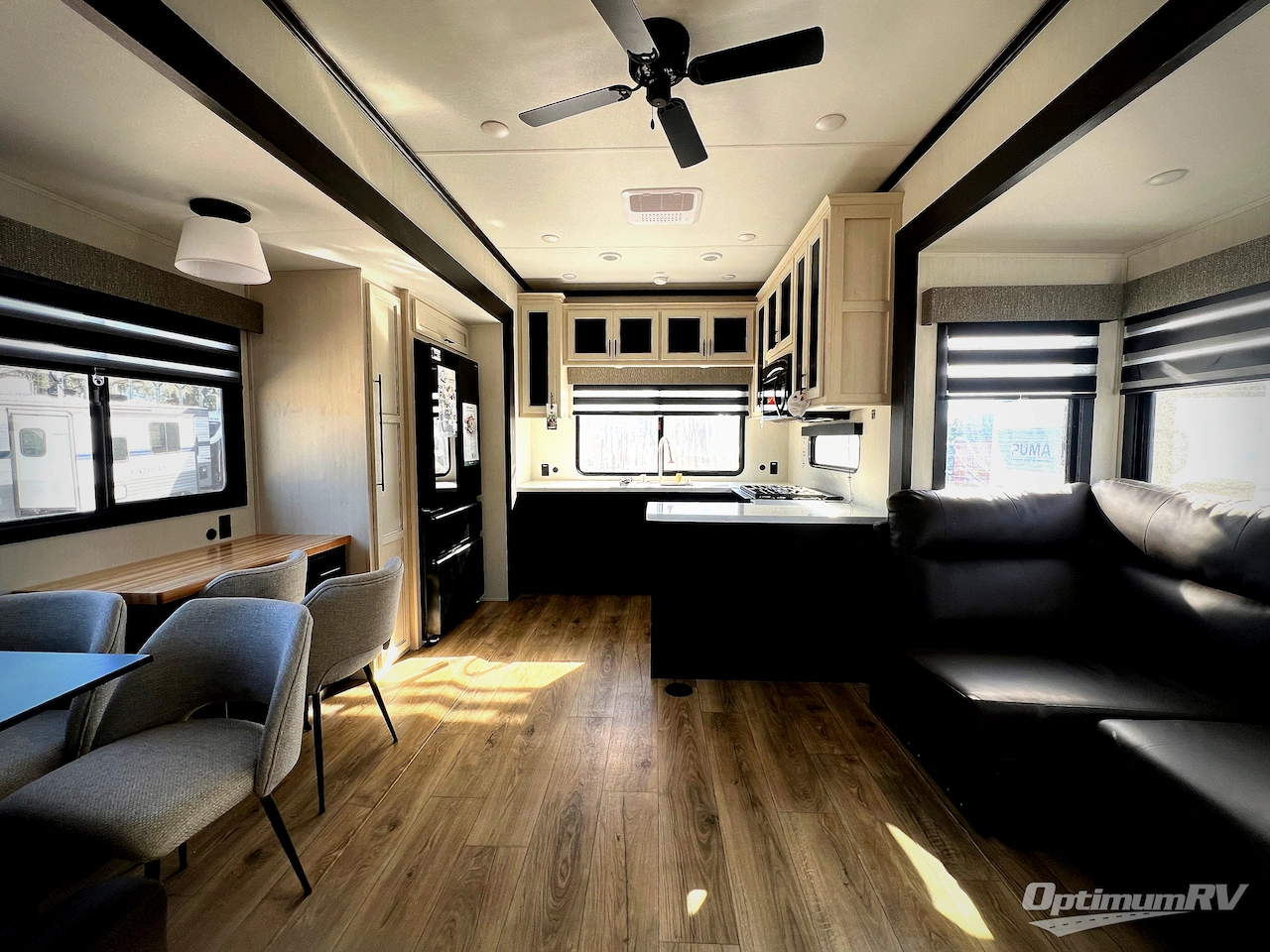 2026 Forest River Cherokee Sabre 36EST Photo 5