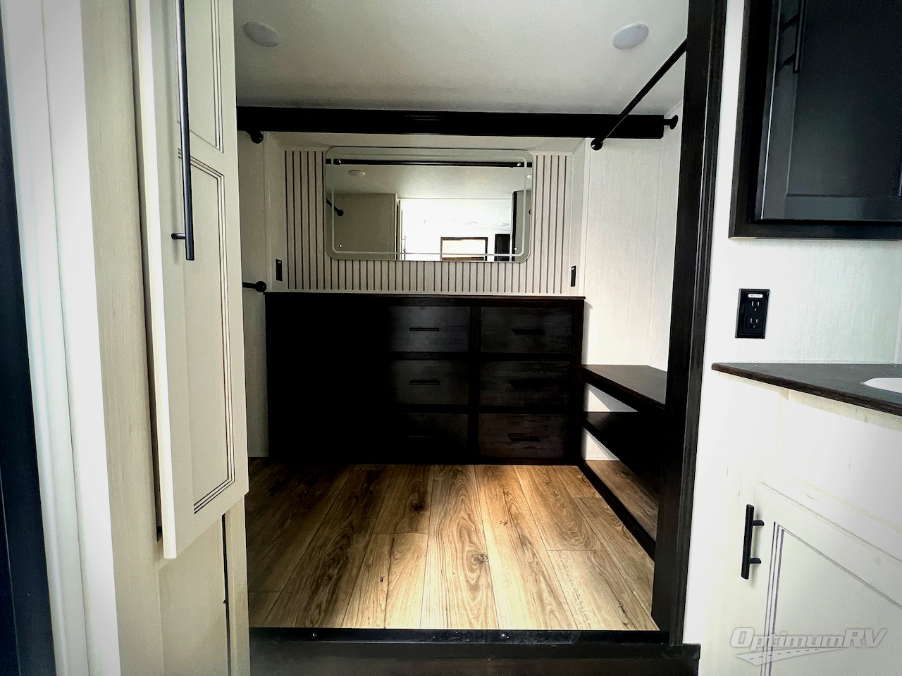 2026 Forest River Cherokee Sabre 36EST Photo 17