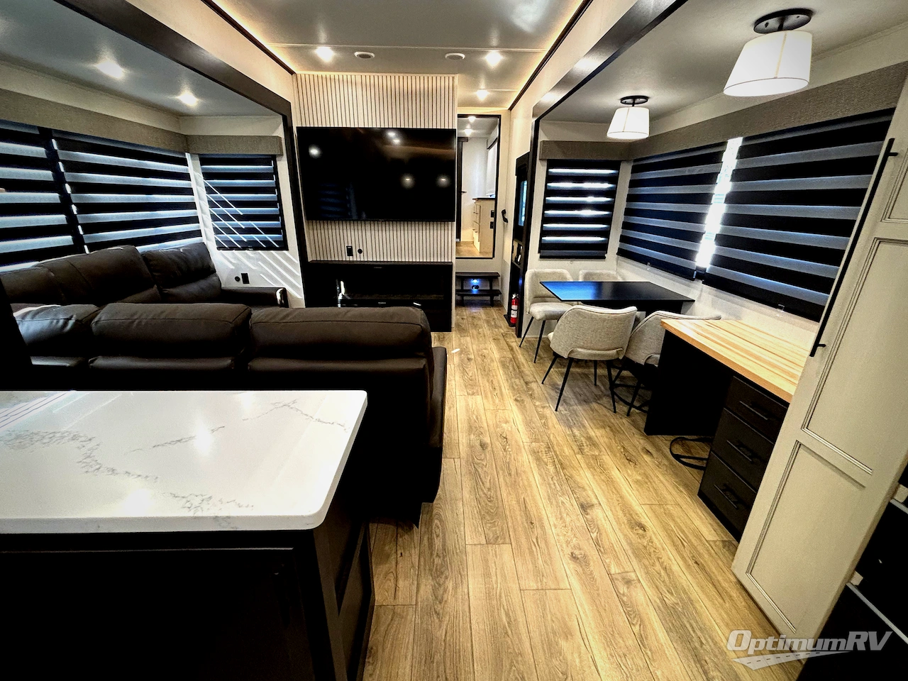 2026 Forest River Cherokee Sabre 36EST Photo 5