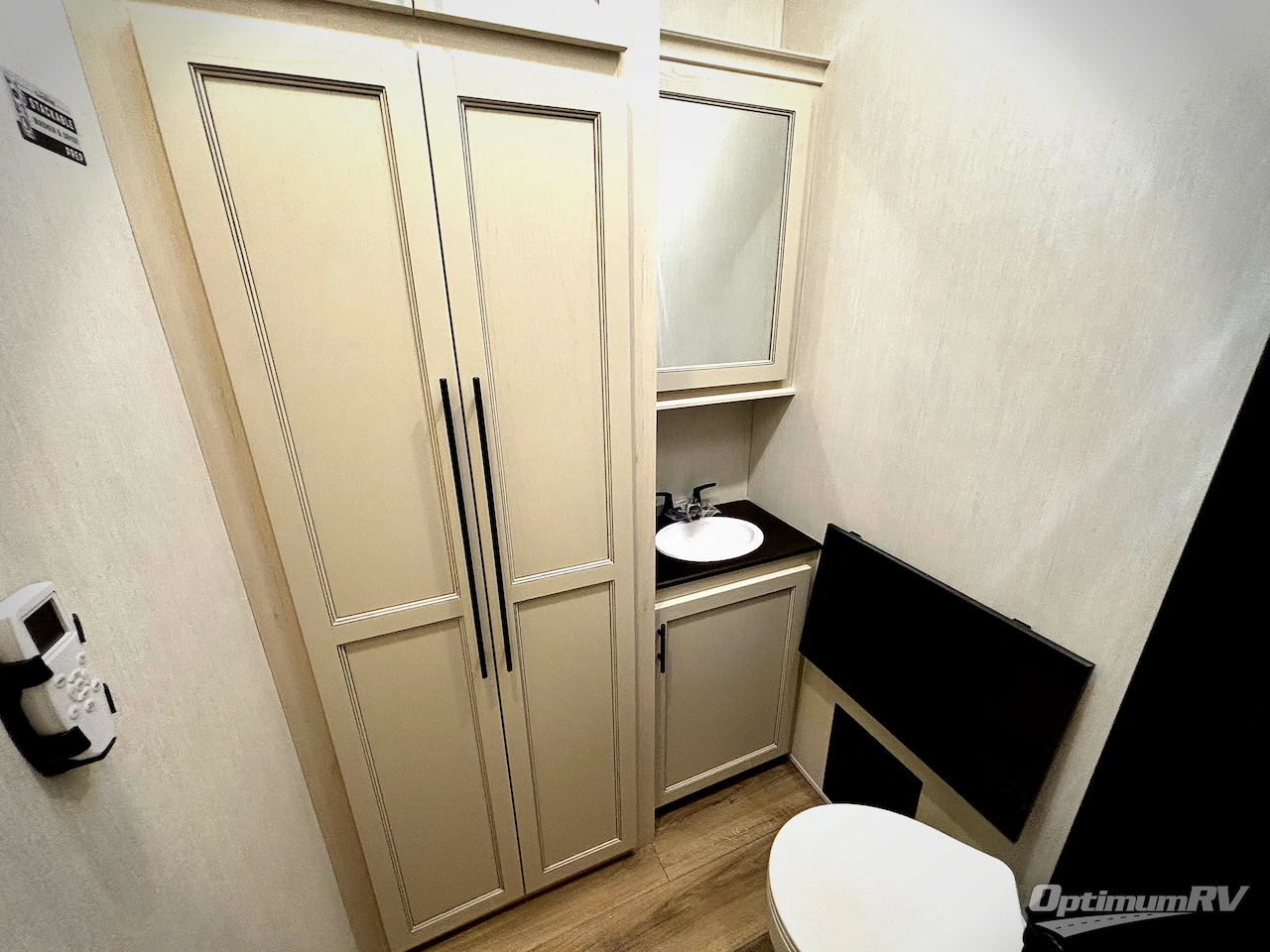 2026 Forest River Cherokee Sabre 36EST Photo 15