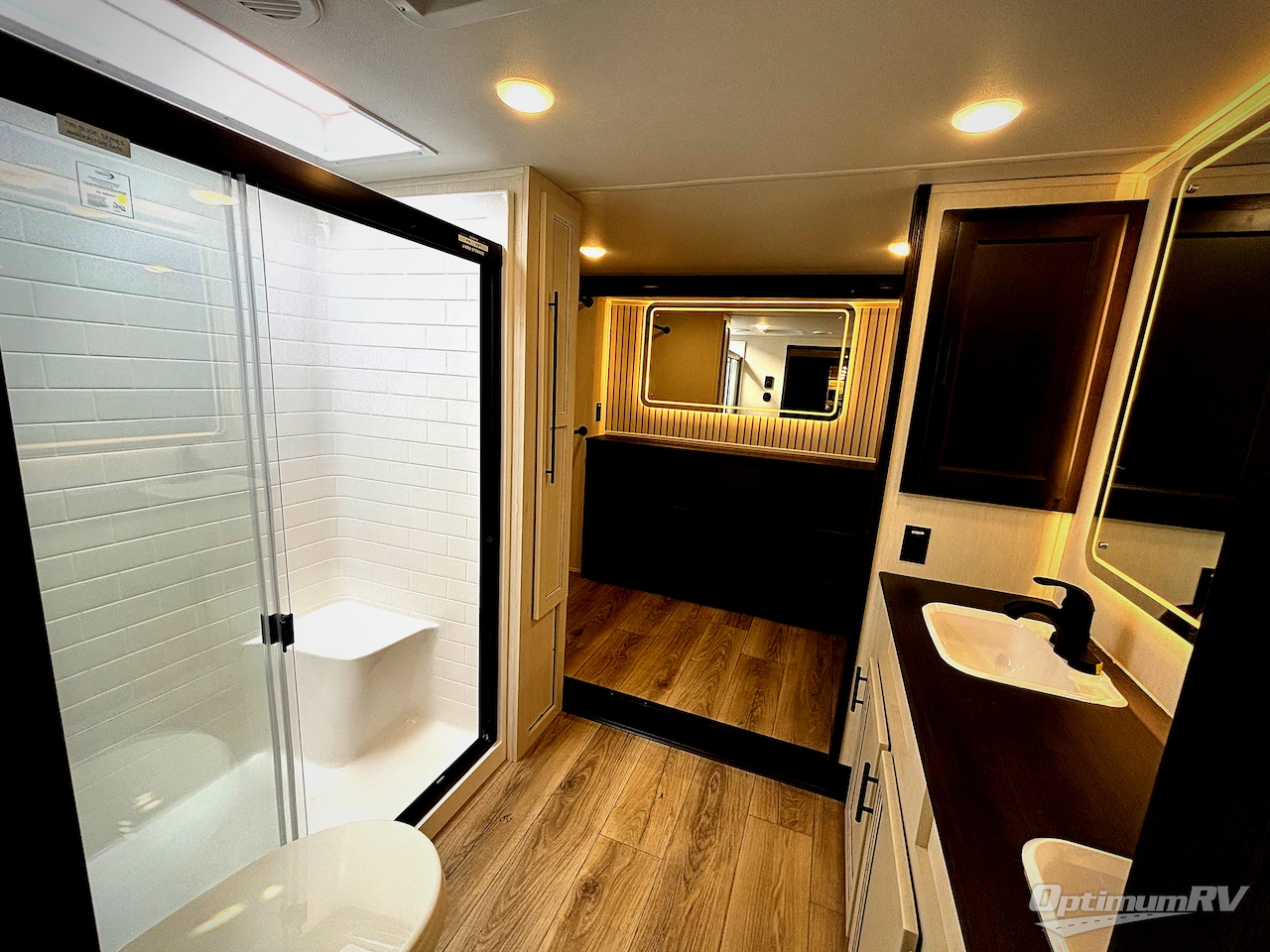 2026 Forest River Cherokee Sabre 36EST Photo 8