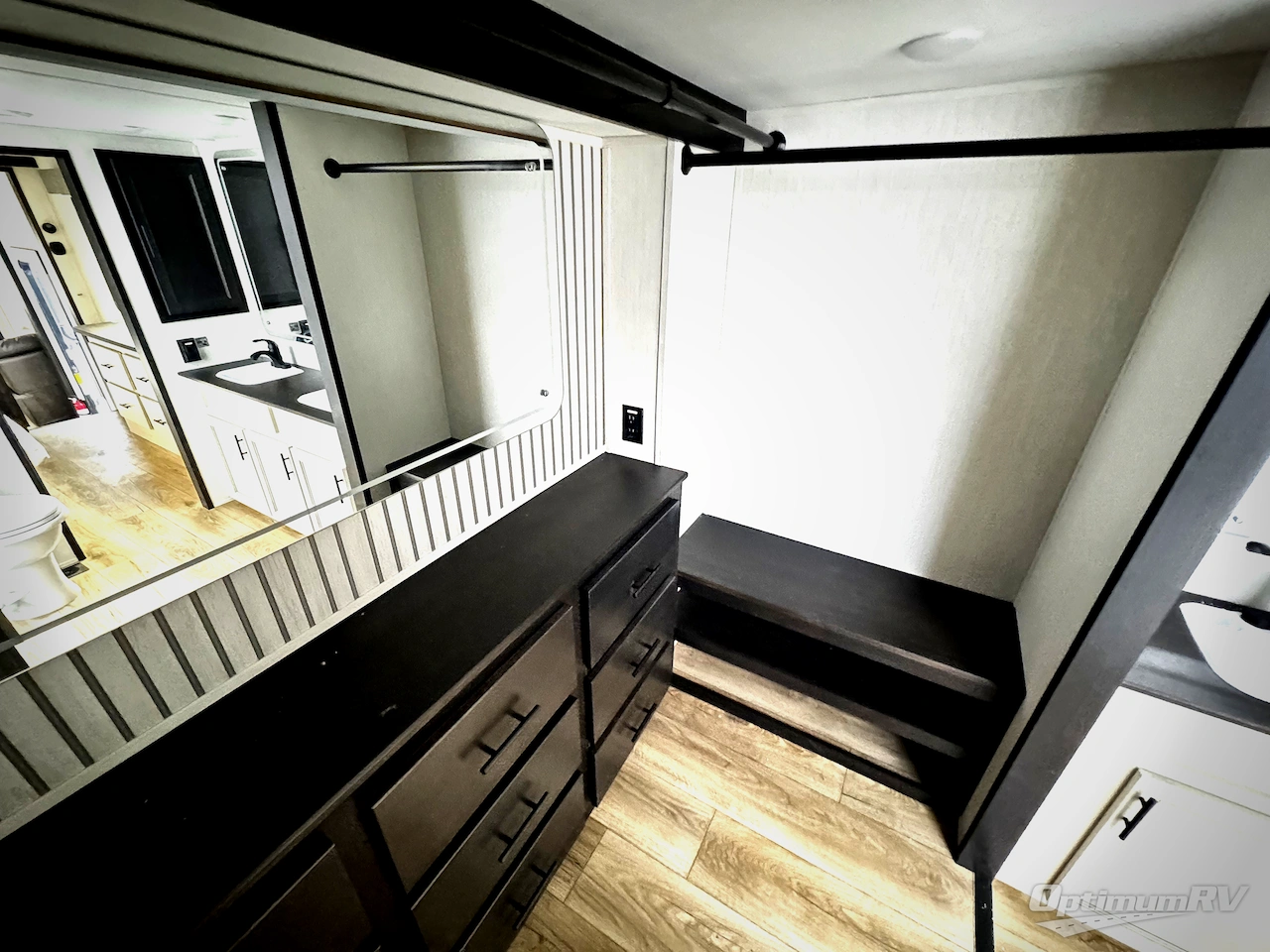 2026 Forest River Cherokee Sabre 36EST Photo 21