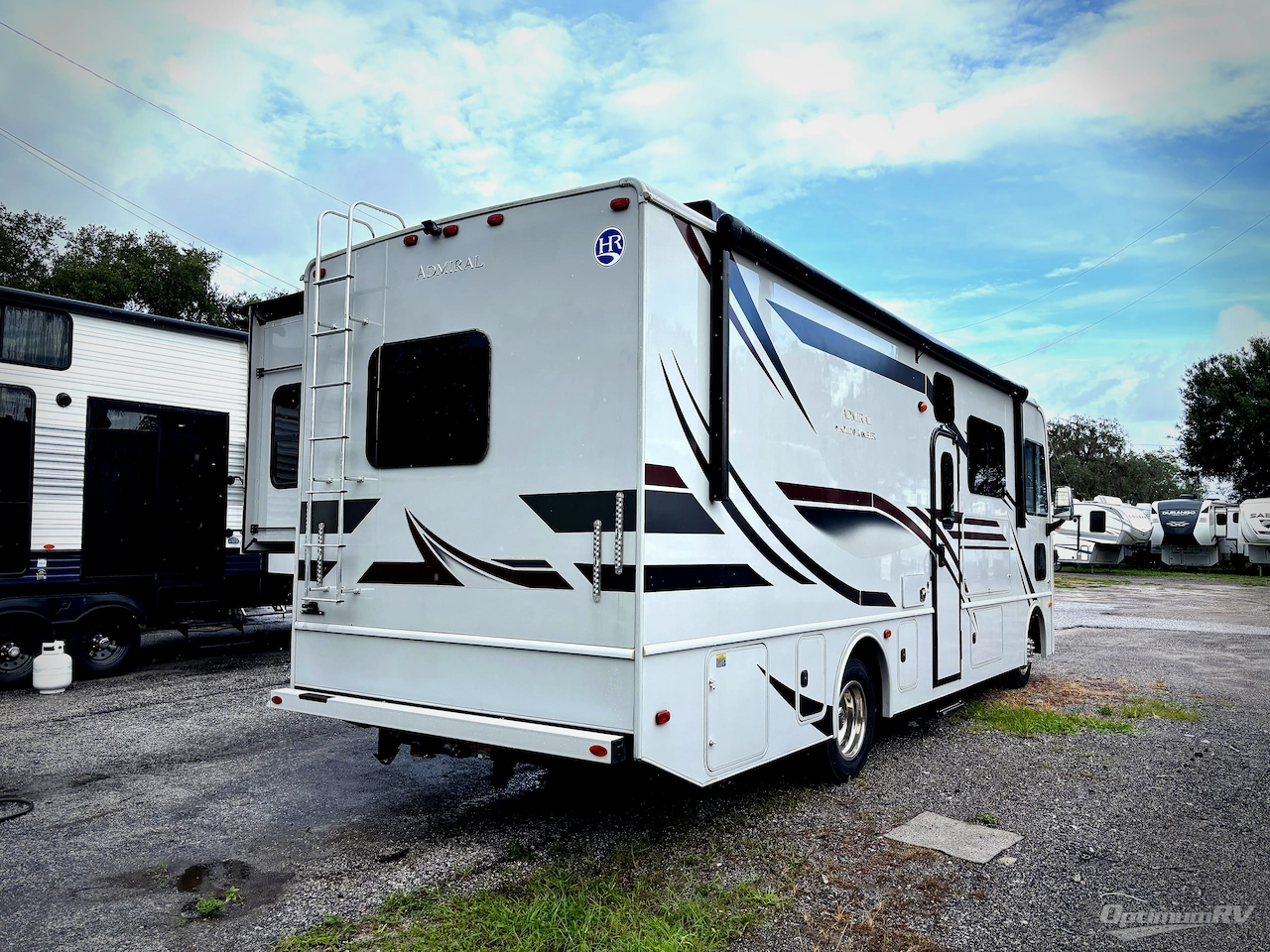 2024 Holiday Rambler Admiral 28A Photo 2
