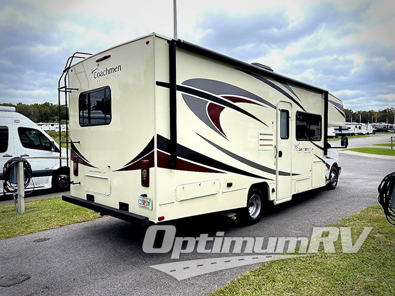 2018 Coachmen Freelander 26RS Chevy 4500 Photo 2