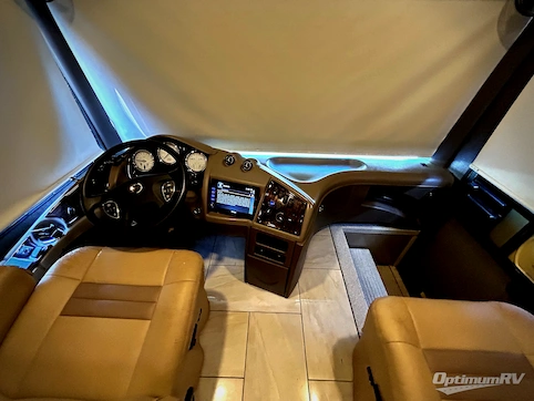 2018 Thor Tuscany 40RT RV Photo 2